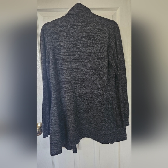 Apt 9 - NWT, Gray, Stylish Long Cardigan with Buttons. - Picture 3 of 8